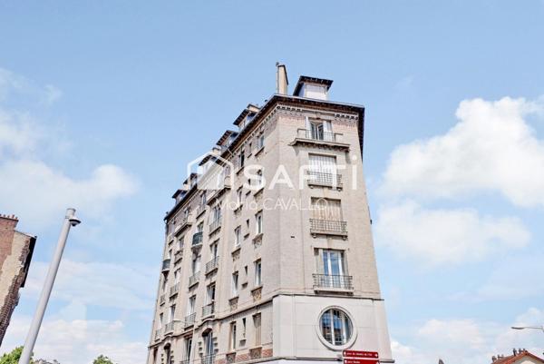 BEL APPARTEMENT ENSOLEILLE AU PIED DU RER A NANTERRE VILLE