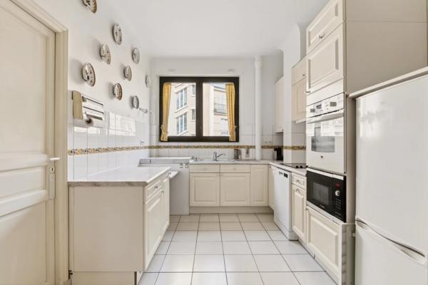 Appartement Paris 16 e - TROCADÉRO