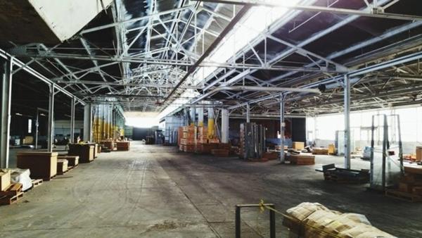 Local/bureau de presque 7000m² sur environ 13000m² à vendre 4.228.000 d'euros sur VILLEFRANCHE SUR SAONE (69)