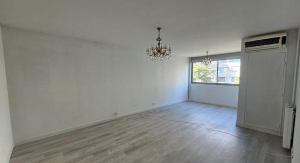 Appartement 4 pièces à louer à Nice - Quartier Caucade