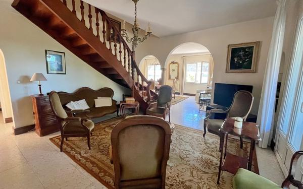 Maison à vendre    6 pièces •  Agde