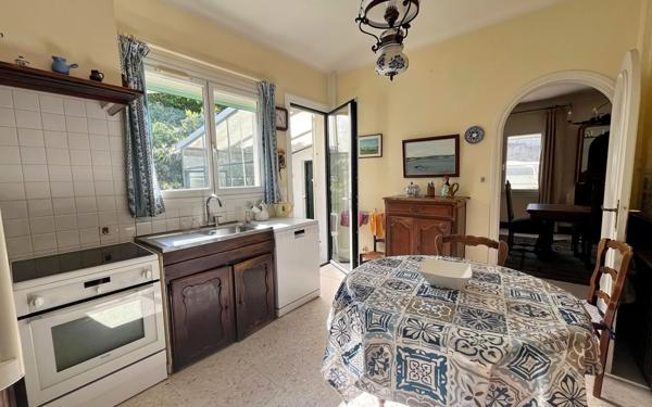 Maison à vendre    6 pièces •  Agde