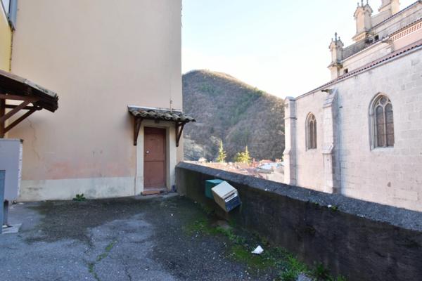 Immeuble de rapport 6 pièces DIGNE LES BAINS (04)