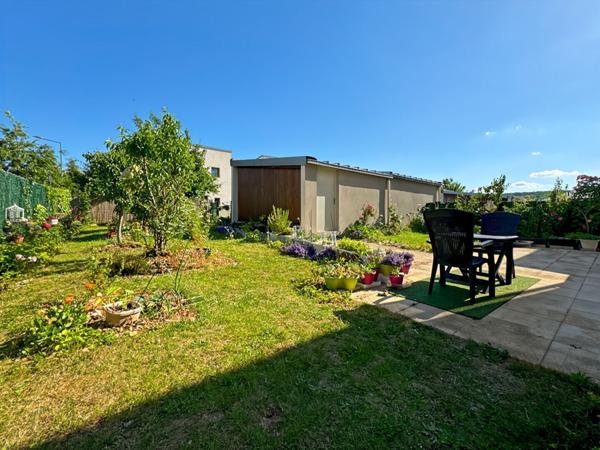 Maison Jouy Le Moutier individuelle récente 4 chambres