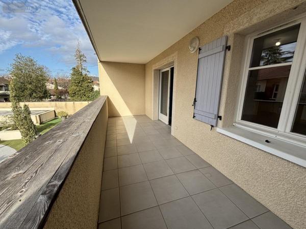 Appartement à vendre à Crémieu en Isère (38460), ref : 01037-906