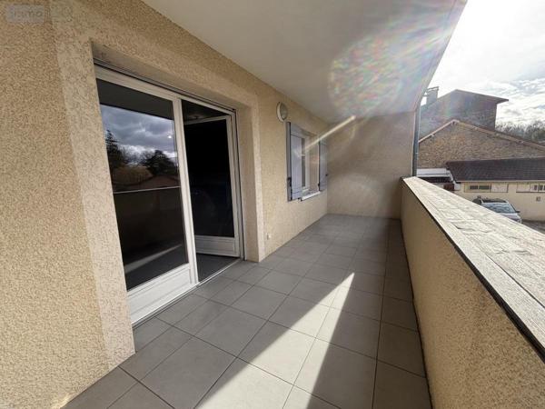 Appartement à vendre à Crémieu en Isère (38460), ref : 01037-906