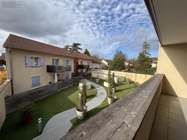 Appartement à vendre à Crémieu en Isère (38460), ref : 01037-906