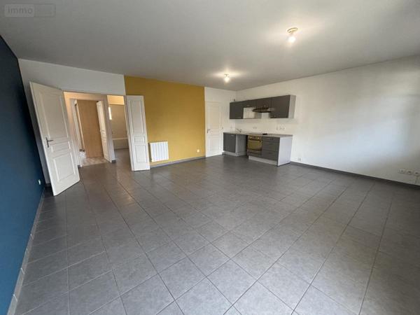 Appartement à vendre à Crémieu en Isère (38460), ref : 01037-906