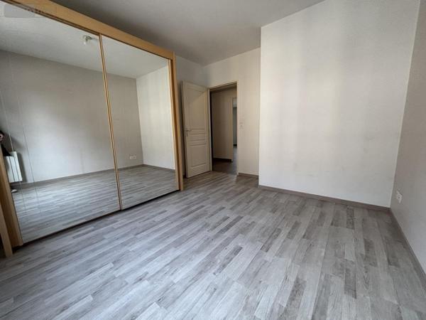 Appartement à vendre à Crémieu en Isère (38460), ref : 01037-906