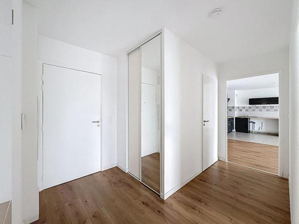 APPARTEMENT T3 - 70.60M² - 2 CHAMBRES - TERRASSE - 1 PLACES VL COUVERTES - 60280 MARGNY LES COMPIEGNE