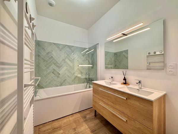 TYPE 4 , BETHENY - CENTRE