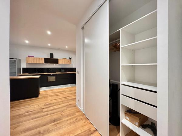 TYPE 4 , BETHENY - CENTRE