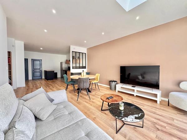 TYPE 4 , BETHENY - CENTRE