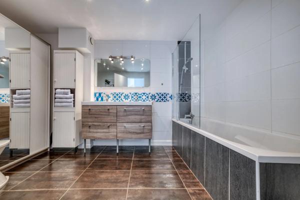 Appartement à vendre 0 pièces LES CLAYES SOUS BOIS (78)