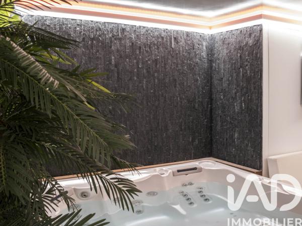 Appartement (prestige) à vendre 6 pièces 139 m² Paris 10