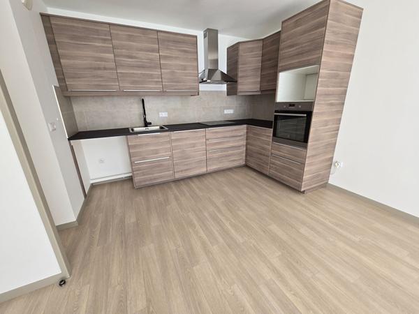 Appartement à louer Meaux 3 pièce(s) 61.77 m2