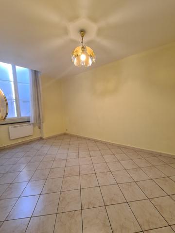 CENTRE VILLE APPT T2 DANS PETIT IMMEUBLE CALME