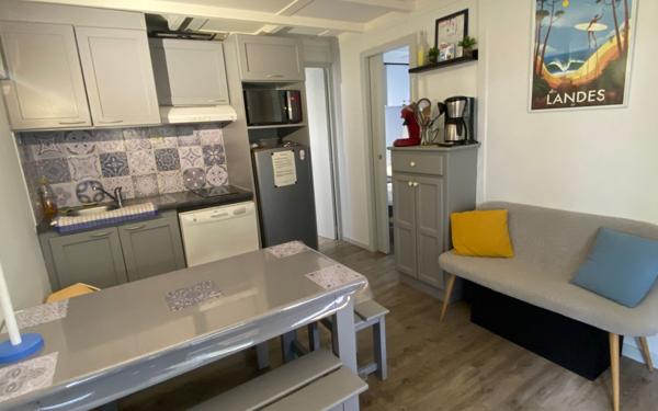 Maison à vendre    3 pièces •  Léon