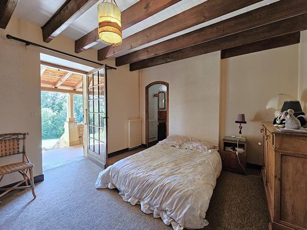 Montayral (47500) Domaine exceptionel sur 10 hectares avec demeure du XIX eme, dépendances, bois, prés, lac privé et piscine