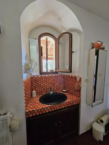 Montayral (47500) Domaine exceptionel sur 10 hectares avec demeure du XIX eme, dépendances, bois, prés, lac privé et piscine