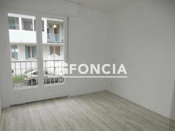 Location Appartement 4 pièces 79.7 m² - 48 AVENUE DE LA LIBERTE Aix Les Bains 73100