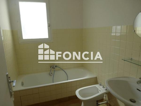 Location Appartement 4 pièces 79.7 m² - 48 AVENUE DE LA LIBERTE Aix Les Bains 73100