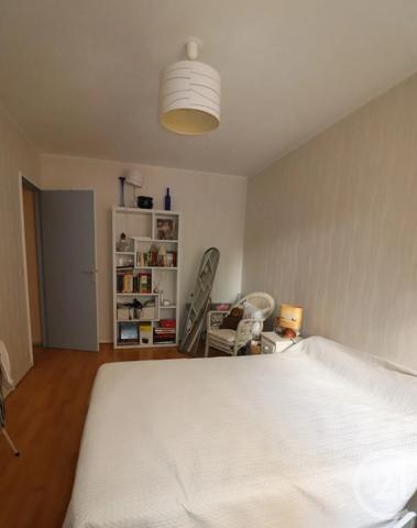 Appartement T3 à vendre  3 pièces - 74,36 m 2   EZANVILLE  - 95