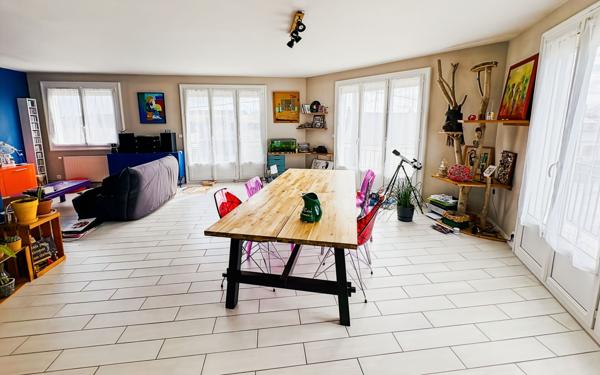 Appartement à louer    3 pièces • 85,79 m2 Saint-Pierre-des-Corps