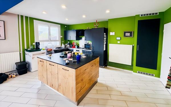 Appartement à louer    3 pièces • 85,79 m2 Saint-Pierre-des-Corps