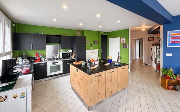 Appartement à louer    3 pièces • 85,79 m2 Saint-Pierre-des-Corps