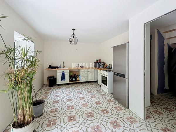 Maison en pierre à vendre à Plouër-sur-Rance 3 chambres, grenier aménageable, grand terrain arboré et fort potentiel