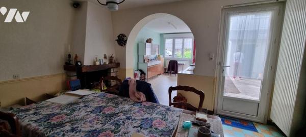 LA GUERCHE DE BGNE - Centre - Maison avec garage et jardin