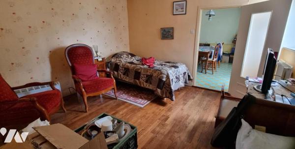 LA GUERCHE DE BGNE - Centre - Maison avec garage et jardin