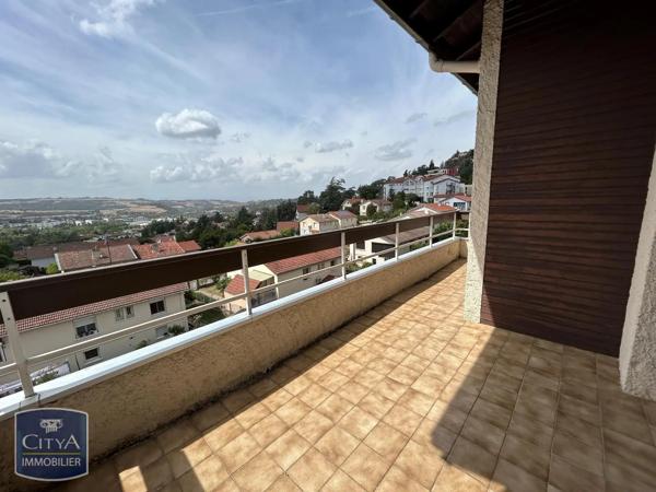 Appartement à louer 2 pièces 70m² Saint-Priest-en-Jarez (42270)