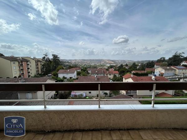 Appartement à louer 2 pièces 70m² Saint-Priest-en-Jarez (42270)