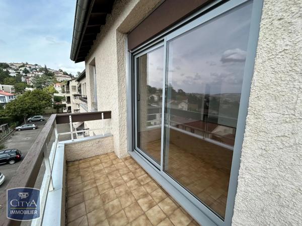 Appartement à louer 2 pièces 70m² Saint-Priest-en-Jarez (42270)
