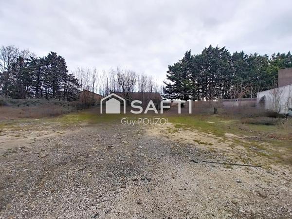 Terrain constructible de 1459 m2 Pierrelatte centre