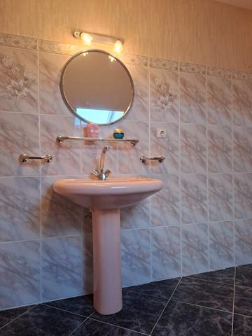 Propriété Habitation, maisonnette et grange, 3000m2 terrain clos, Hameau, proche Saint Pierre des Nids, La ferriere Bochard...A découvrir absolument !!