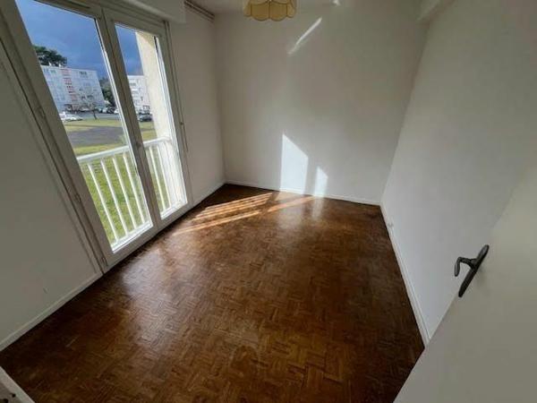 Appartement à louer    4 pièces •  Mont-de-Marsan