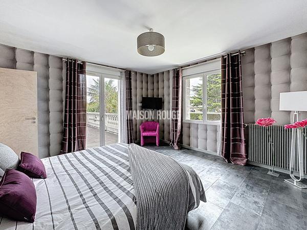 Maison d'Exception à Deux Pas de la Plage des Sables d'Or ! Confort et Luxe au Coeur d'un Cadre Idéal"