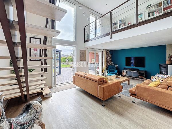 Maison d'Exception à Deux Pas de la Plage des Sables d'Or ! Confort et Luxe au Coeur d'un Cadre Idéal"