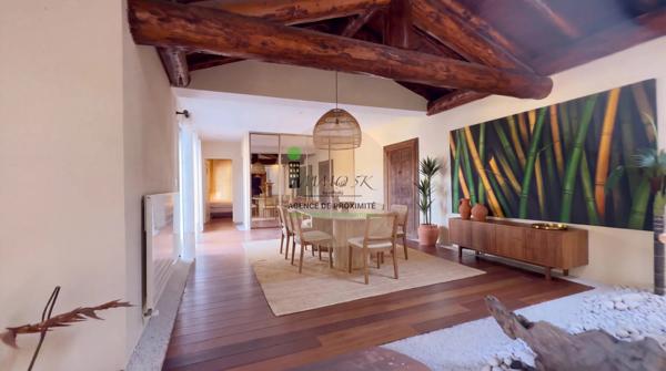 Maison
         10 pièces
        - 330 m² Bien prestige 1 290 000 €*