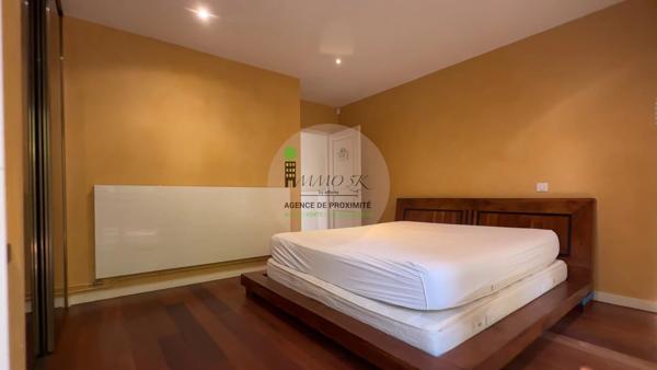 Maison
         10 pièces
        - 330 m² Bien prestige 1 290 000 €*