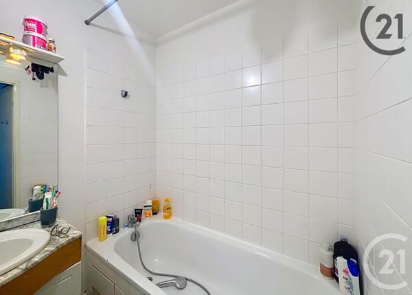 Appartement F3 à vendre  3 pièces - 76,27 m2 LIEUSAINT - 77