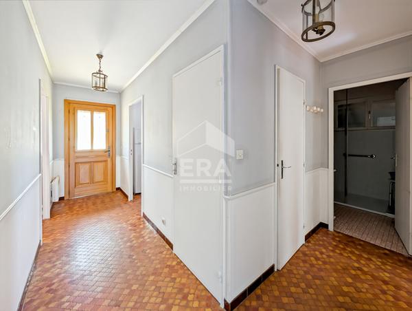 Maison Le Chatelet En Brie 6 pièce(s) 105 m2