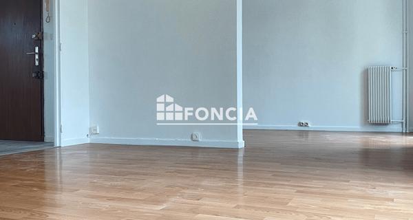 Location Appartement 4 pièces 67.5 m² - Wissous 91320