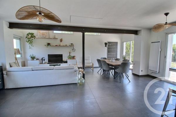 Maison à vendre  6 pièces - 145 m 2   PESSAC  - 33
