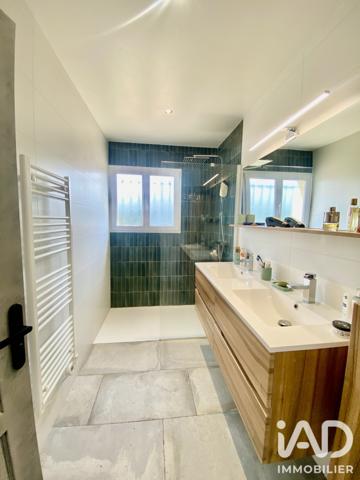 Maison à vendre 4 pièces 108 m² Arles