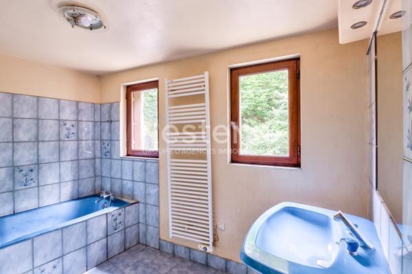 Maison de ville en pierre - Hyper-centre de Chatelaudren