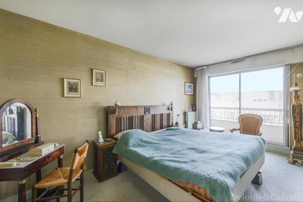 Vente T5 de 113.68 m² avec un très grand balcon